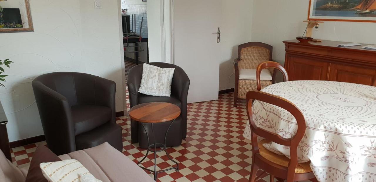 Clos Victor Spacieux 2 Pieces Apartment