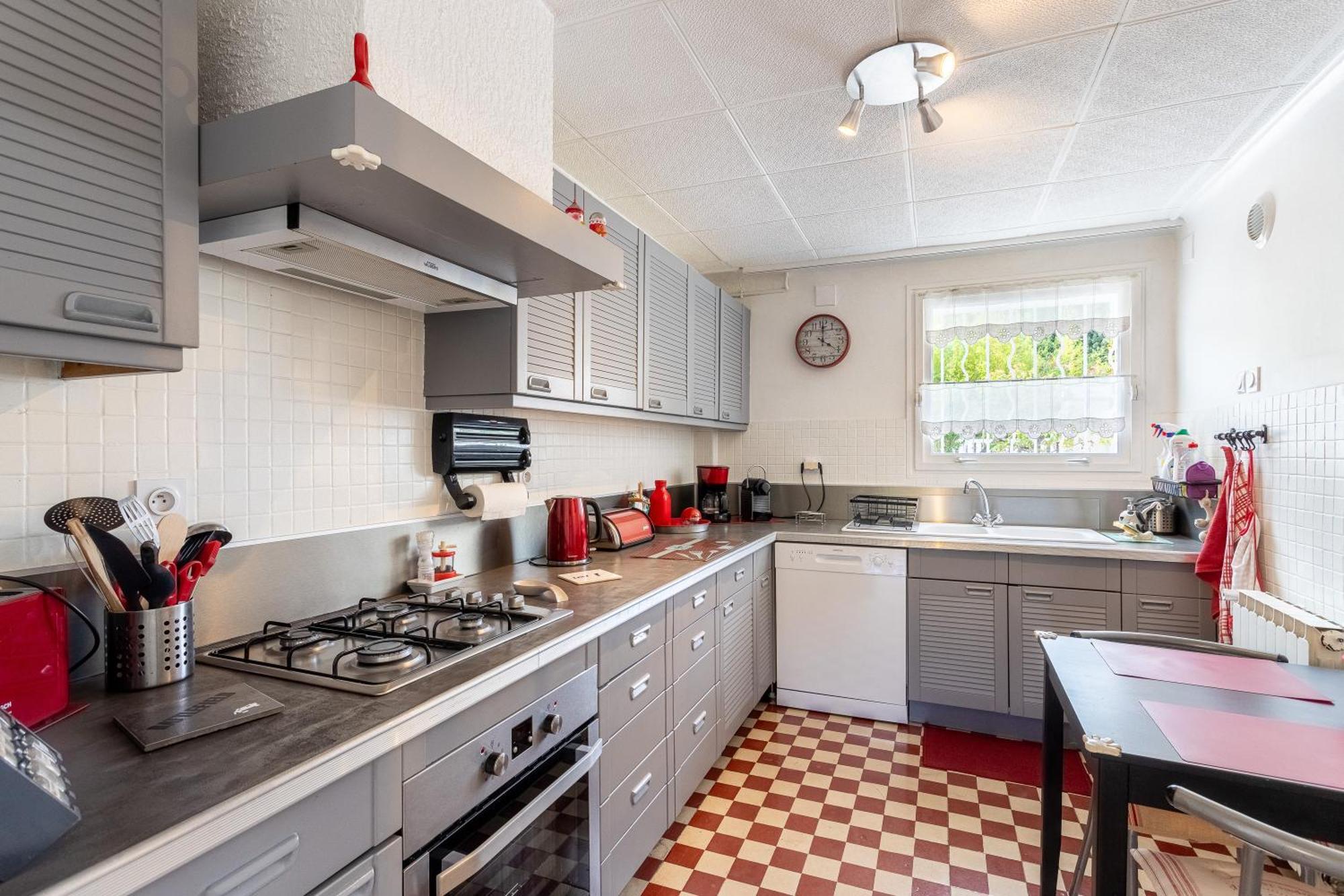 Clos Victor Spacieux 2 Pieces Apartment Toulon
